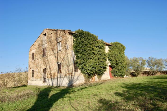 Image No.10-Ferme de 5 chambres à vendre à Montegranaro