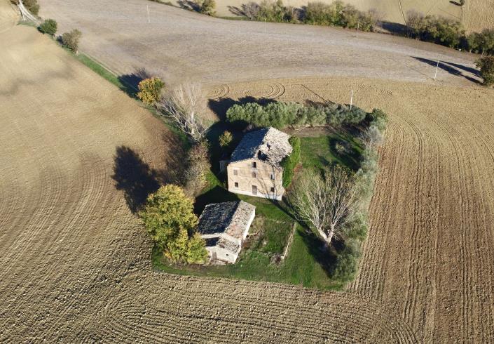 Image No.15-Ferme de 5 chambres à vendre à Montegranaro