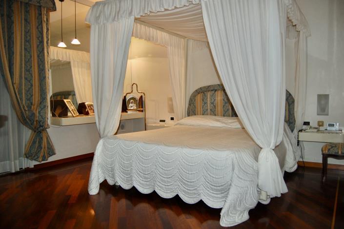 Image No.13-5 Bed Villa for sale