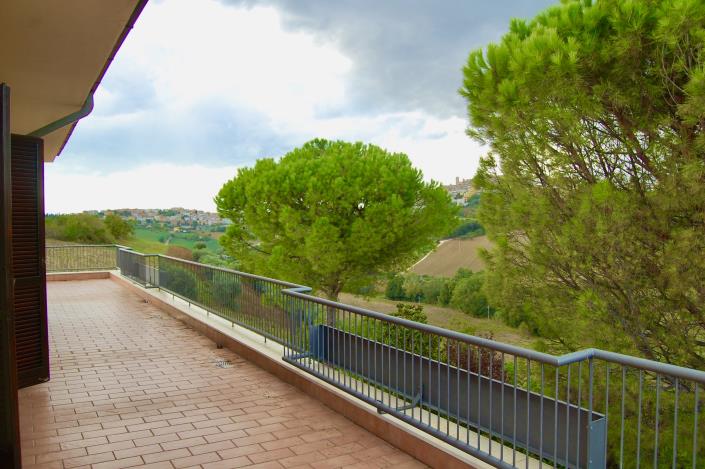 Image No.16-5 Bed Villa for sale