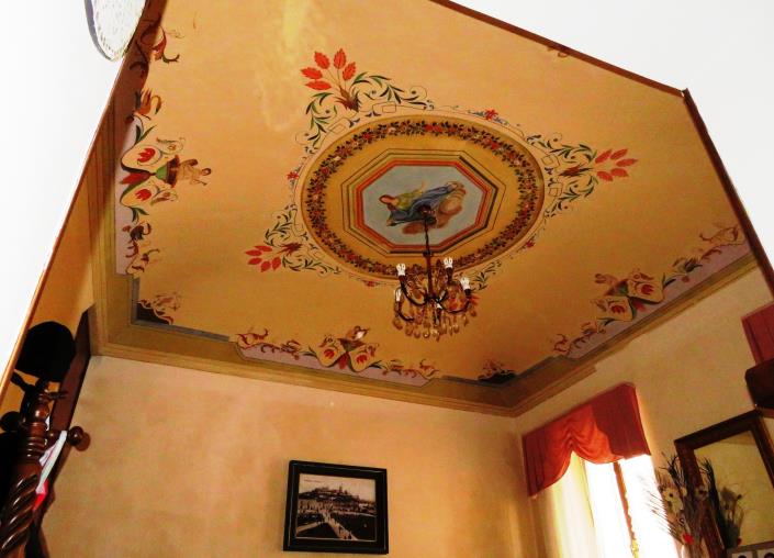 Image No.20-6 Bed Townhouse for sale