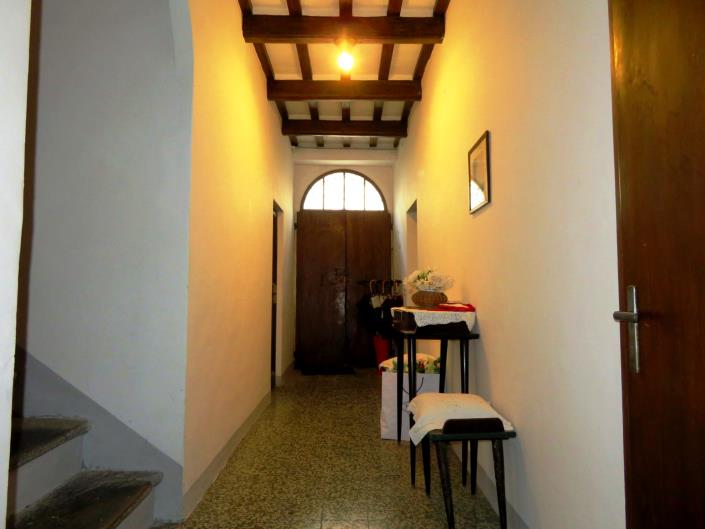 Image No.27-6 Bed Townhouse for sale