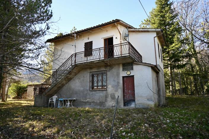 Image No.9-3 Bed Country House for sale