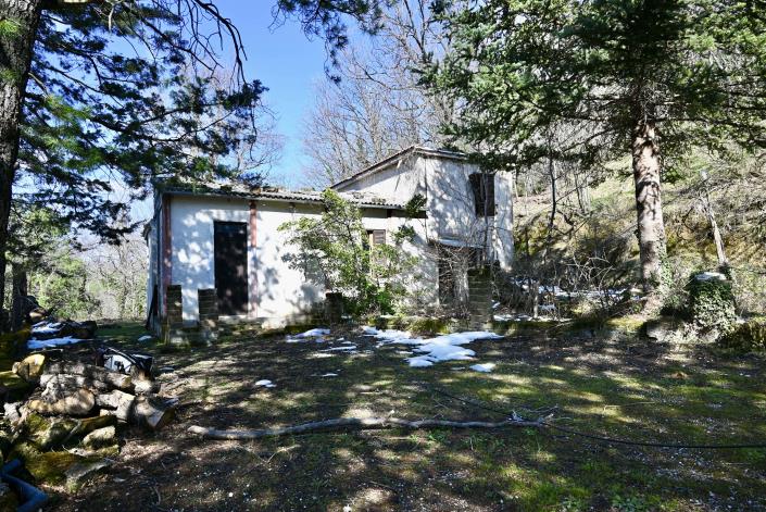 Image No.4-3 Bed Farmhouse for sale