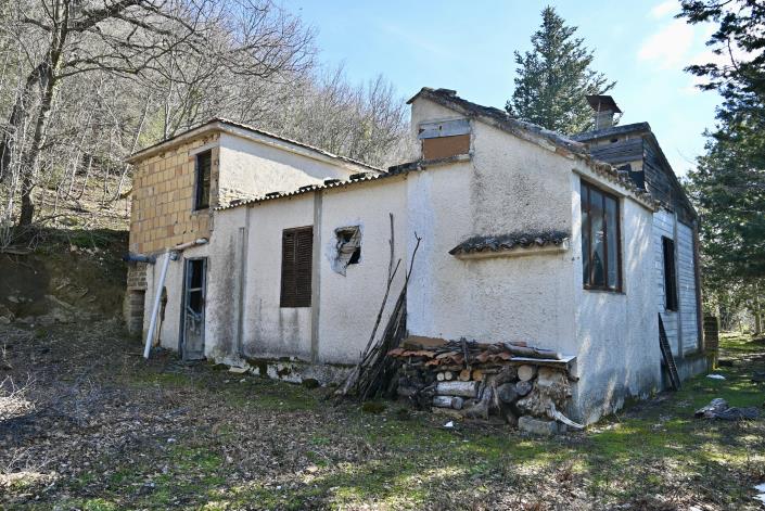 Image No.7-3 Bed Farmhouse for sale