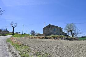 Image No.6-Ferme de 3 chambres à vendre à Torre San Patrizio