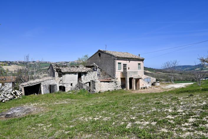 Image No.10-Ferme de 3 chambres à vendre à Torre San Patrizio