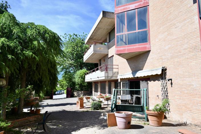 Image No.9-Villa / Détaché de 8 chambres à vendre à Sarnano