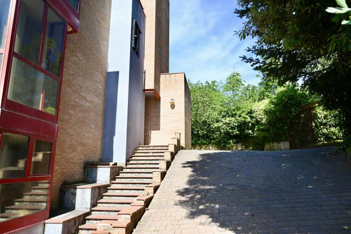 Image No.11-Villa / Détaché de 8 chambres à vendre à Sarnano