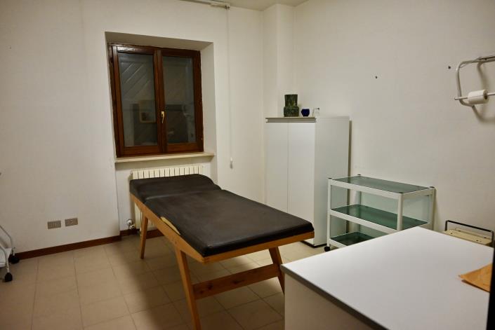 Image No.17-Villa / Détaché de 8 chambres à vendre à Sarnano