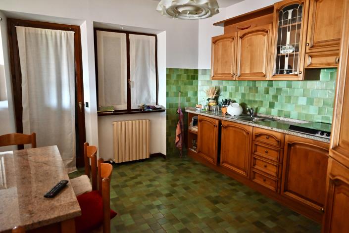 Image No.28-Villa / Détaché de 8 chambres à vendre à Sarnano