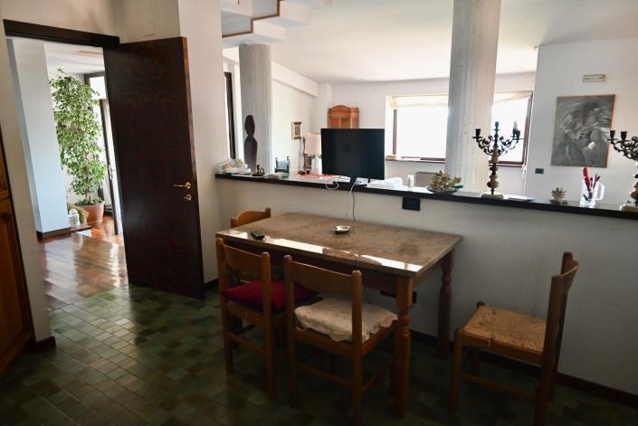 Image No.29-Villa / Détaché de 8 chambres à vendre à Sarnano