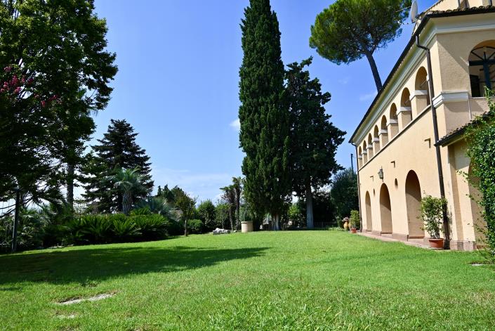 Image No.11-Villa de 6 chambres à vendre à Macerata