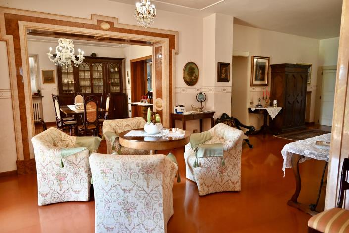 Image No.20-Villa de 6 chambres à vendre à Macerata