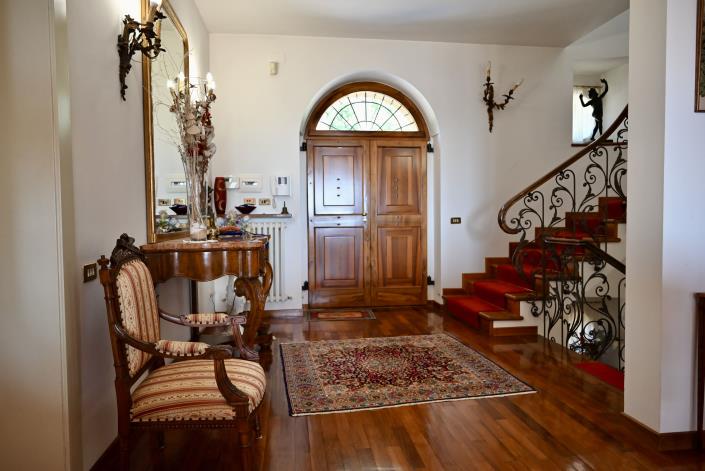 Image No.25-Villa de 6 chambres à vendre à Macerata