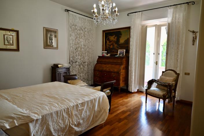 Image No.32-Villa de 6 chambres à vendre à Macerata