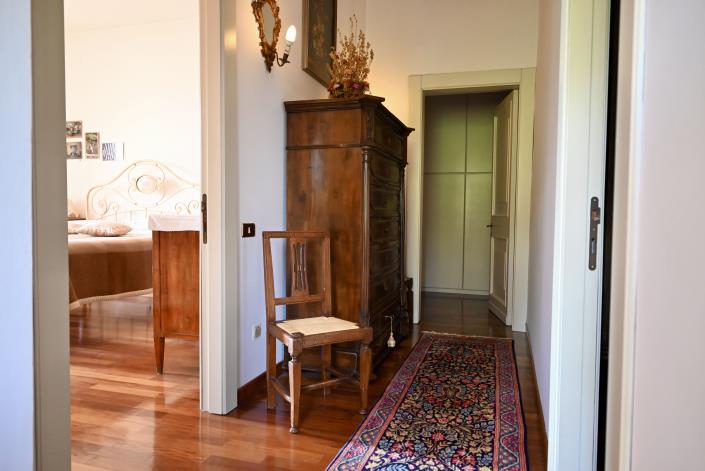 Image No.36-Villa de 6 chambres à vendre à Macerata