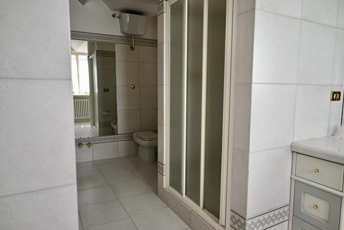 Image No.42-Villa de 6 chambres à vendre à Macerata