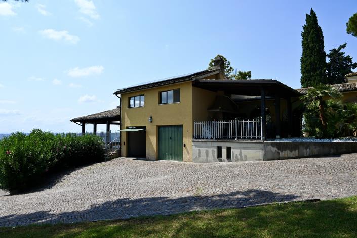 Image No.45-Villa de 6 chambres à vendre à Macerata