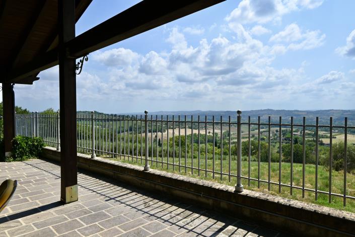 Image No.48-Villa de 6 chambres à vendre à Macerata