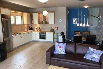 two-villas-skala-2585-12-plv47fquuxg2h8tgx56s5fsvlxa6haxzujelmlms9s