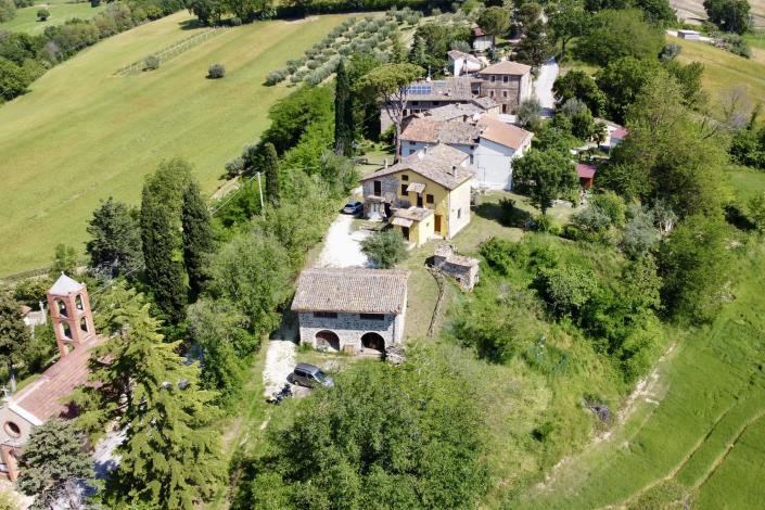 Image No.3-7 Bed Country Property for sale