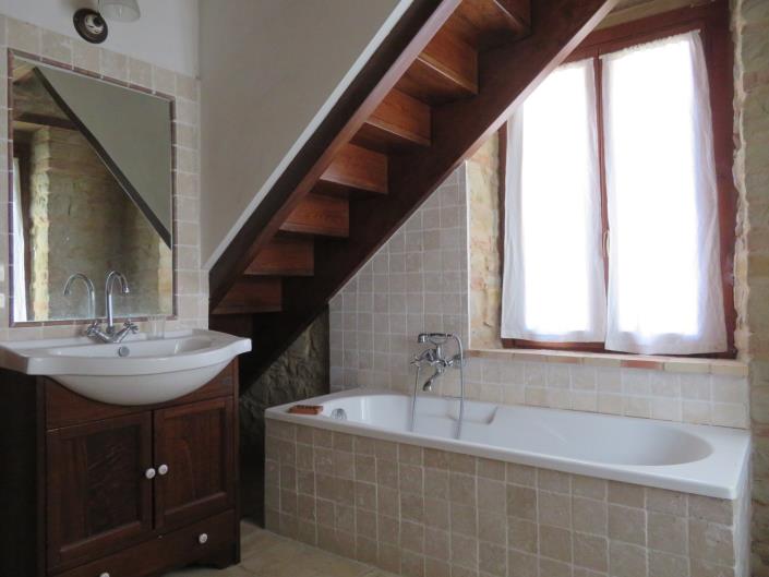 Image No.19-4 Bed Country House for sale