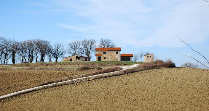 Image No.2-Propriété de pays de 5 chambres à vendre à Castel Sant'angelo