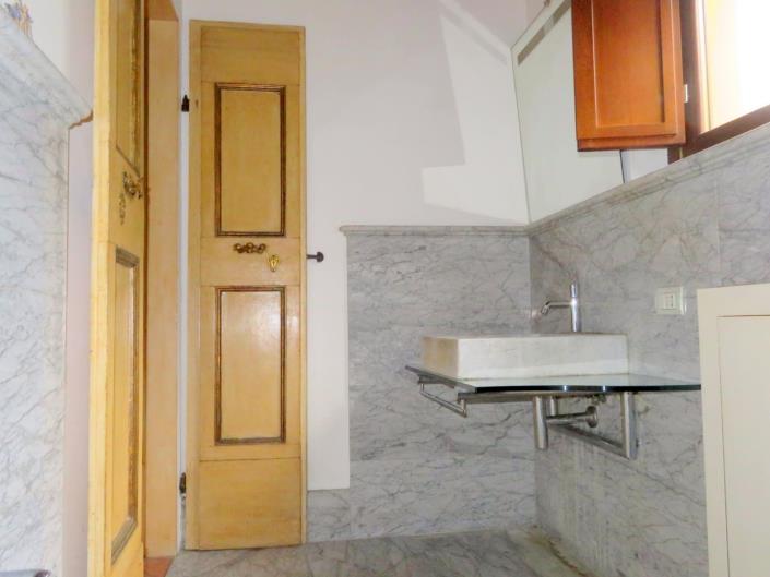 Image No.31-6 Bed Villa for sale