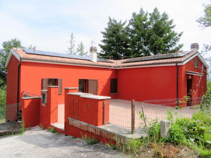 Image No.2-Jumelé de 2 chambres à vendre à Cessapalombo