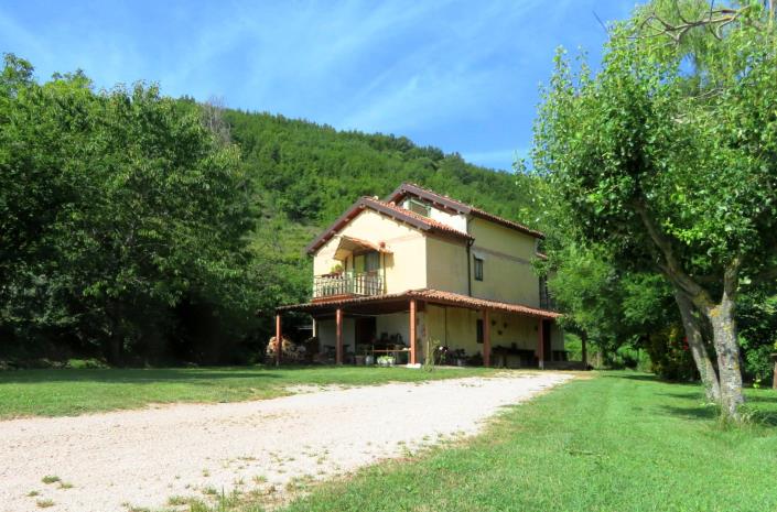 Image No.4-Maison / Villa de 2 chambres à vendre à Sarnano