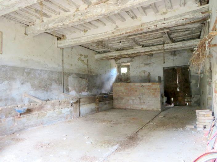 Image No.30-4 Bed Country House for sale