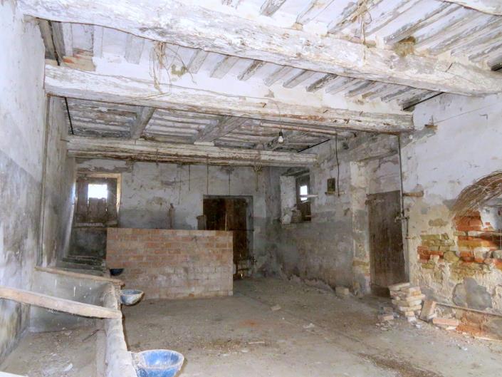 Image No.31-4 Bed Country House for sale