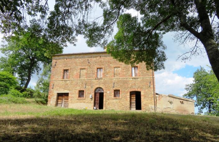 Image No.2-4 Bed Country House for sale