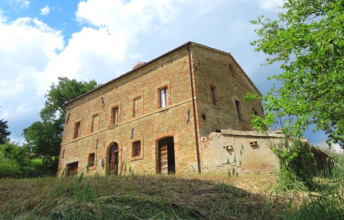 Image No.4-4 Bed Country House for sale