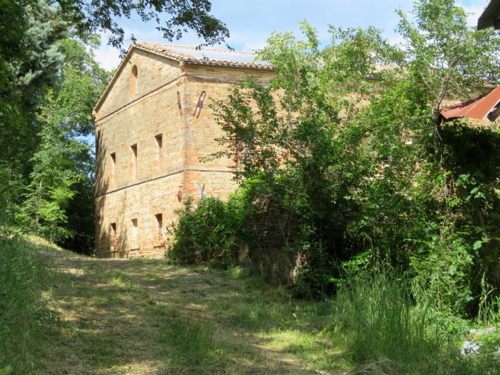 Image No.10-4 Bed Country House for sale