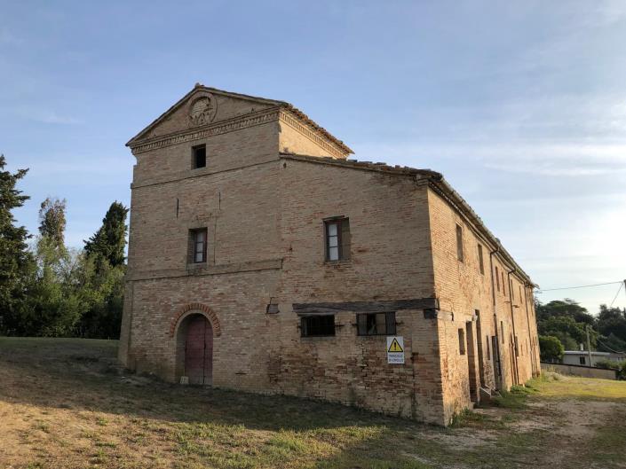 Image No.8-Propriété de pays de 10 chambres à vendre à Appignano