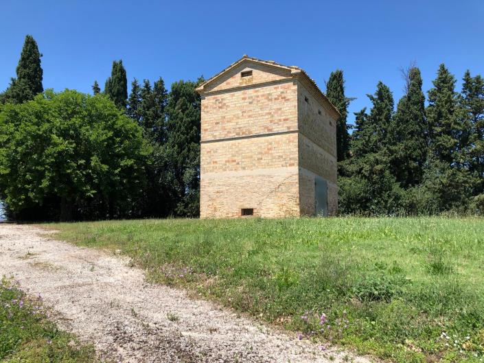 Image No.7-Propriété de pays de 10 chambres à vendre à Appignano