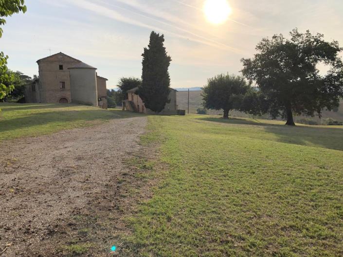 Image No.9-Propriété de pays de 10 chambres à vendre à Appignano