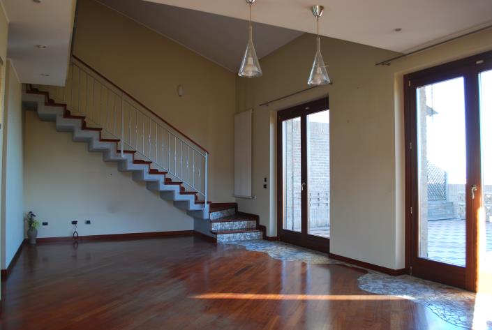 Image No.12-3 Bed Semi-Detached for sale