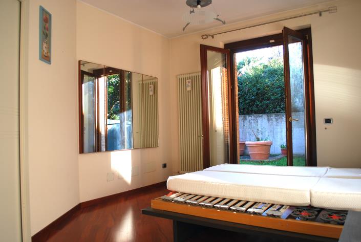 Image No.16-3 Bed Semi-Detached for sale