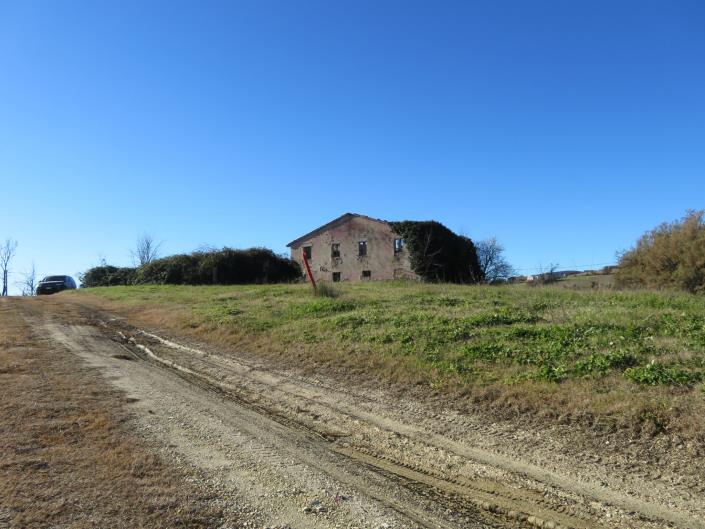 Image No.10-3 Bed Farmhouse for sale
