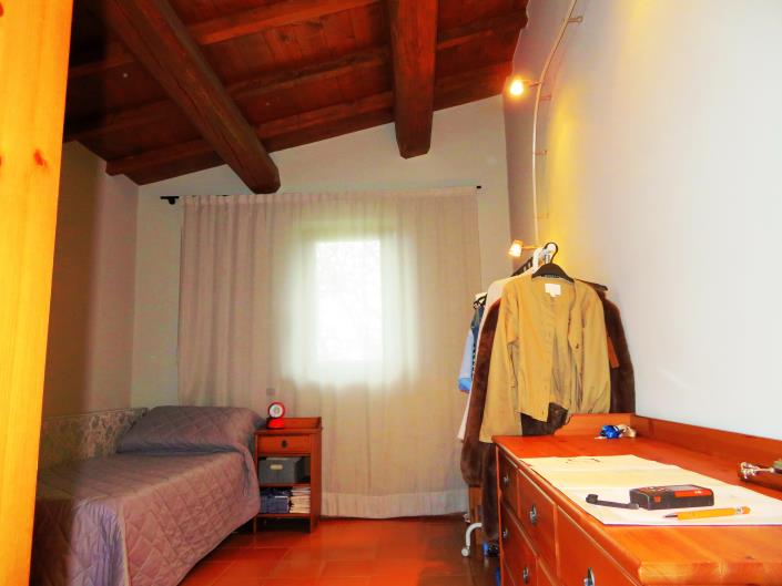 Image No.30-3 Bed Country Property for sale