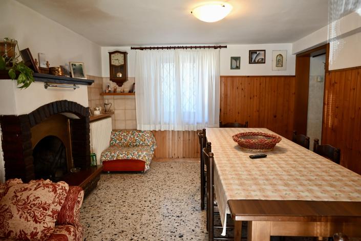 Image No.10-3 Bed Country Property for sale