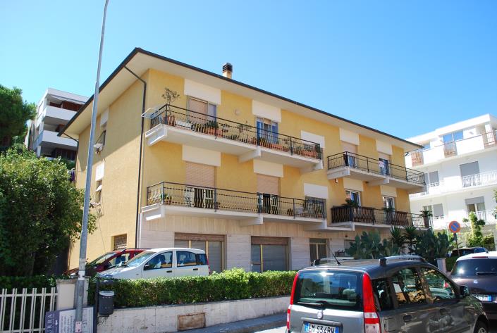 Image No.3-3 Bed Apartment for sale