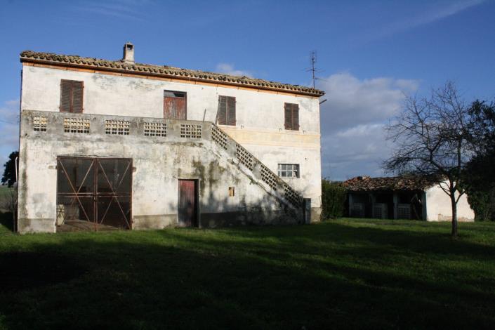 Image No.3-4 Bed Farmhouse for sale