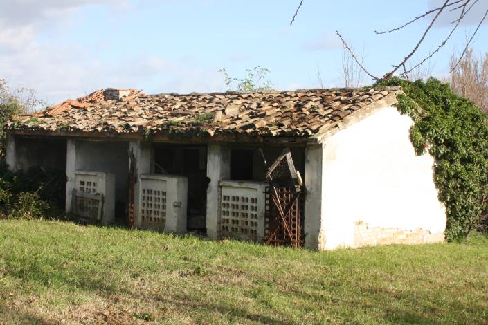 Image No.9-4 Bed Farmhouse for sale