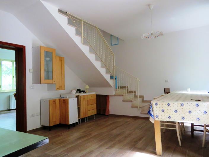 Image No.4-5 Bed Country Property for sale