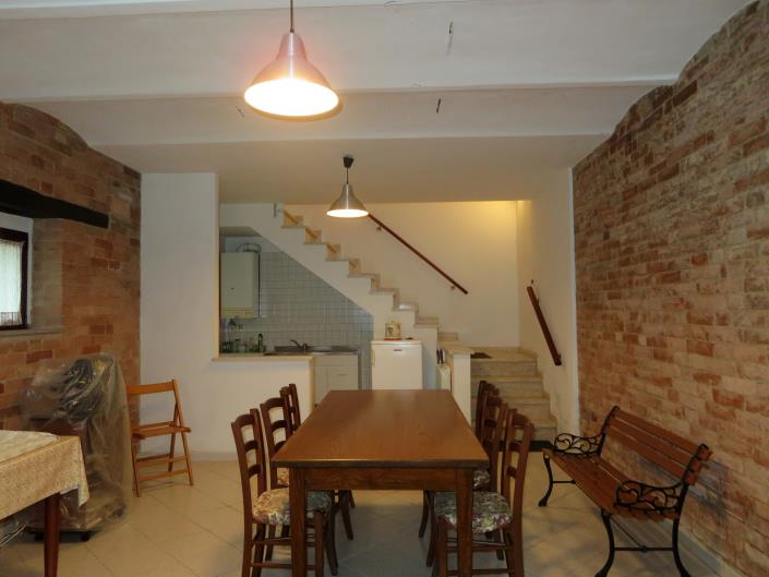 Image No.10-2 Bed House for sale