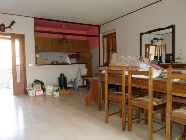 Image No.23-3 Bed House for sale